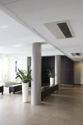 Кассетная VRF система Daikin FXKQ32M Кассетная VRF система Daikin FXKQ32M